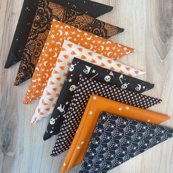 Lynny Lou’s Halloween, Fat Quarter Bundle