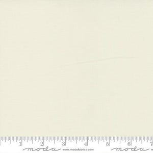 Bella Solids Porcelain 9900 182 Moda