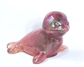 Large Seal (Red/Green Chameleon)
