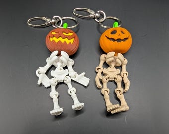 Jack O' Lantern Skeleton Articulated Keychain: Halloween Charm