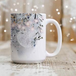 Schneeflocken Tasse, Weihnachtstasse, weiße Weihnachtskaffeetasse illustrierte Tasse, heiße Kakaotasse, Wintertasse