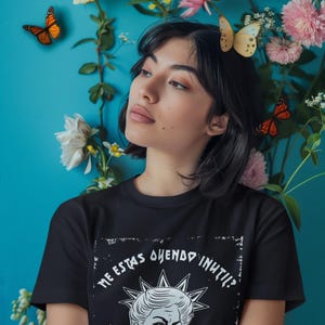 Me estas oyendo inútil shirt, Paquita le del barrio shirt, Funny spanish shirt, Funny Mexican shirt, Latino shirt, Regalos en Español