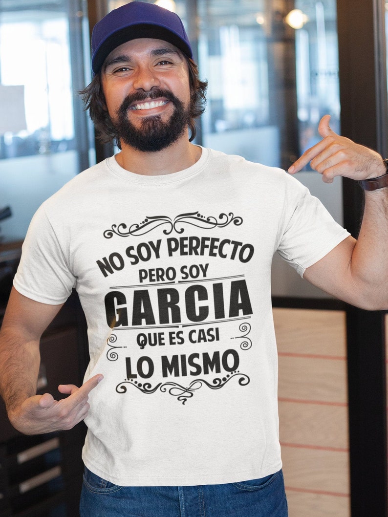 Last name Shirt Regalos en Español Apellidos Personalizados | Etsy
