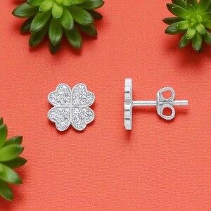 Classic and Delicate 925 Silver Earrings with Cubic Zirconia