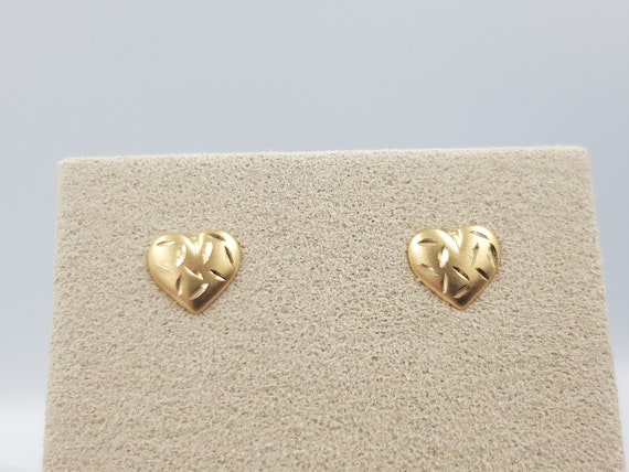 18ct Yellow Gold Heart Earrings | 750 Gold Heart Studs