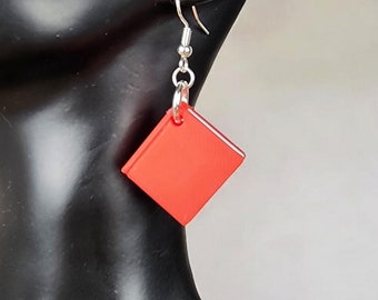 Pendientes de libro pequeño