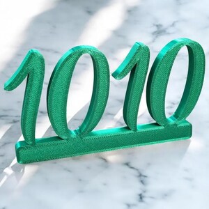1010 Desk/Wall Decor