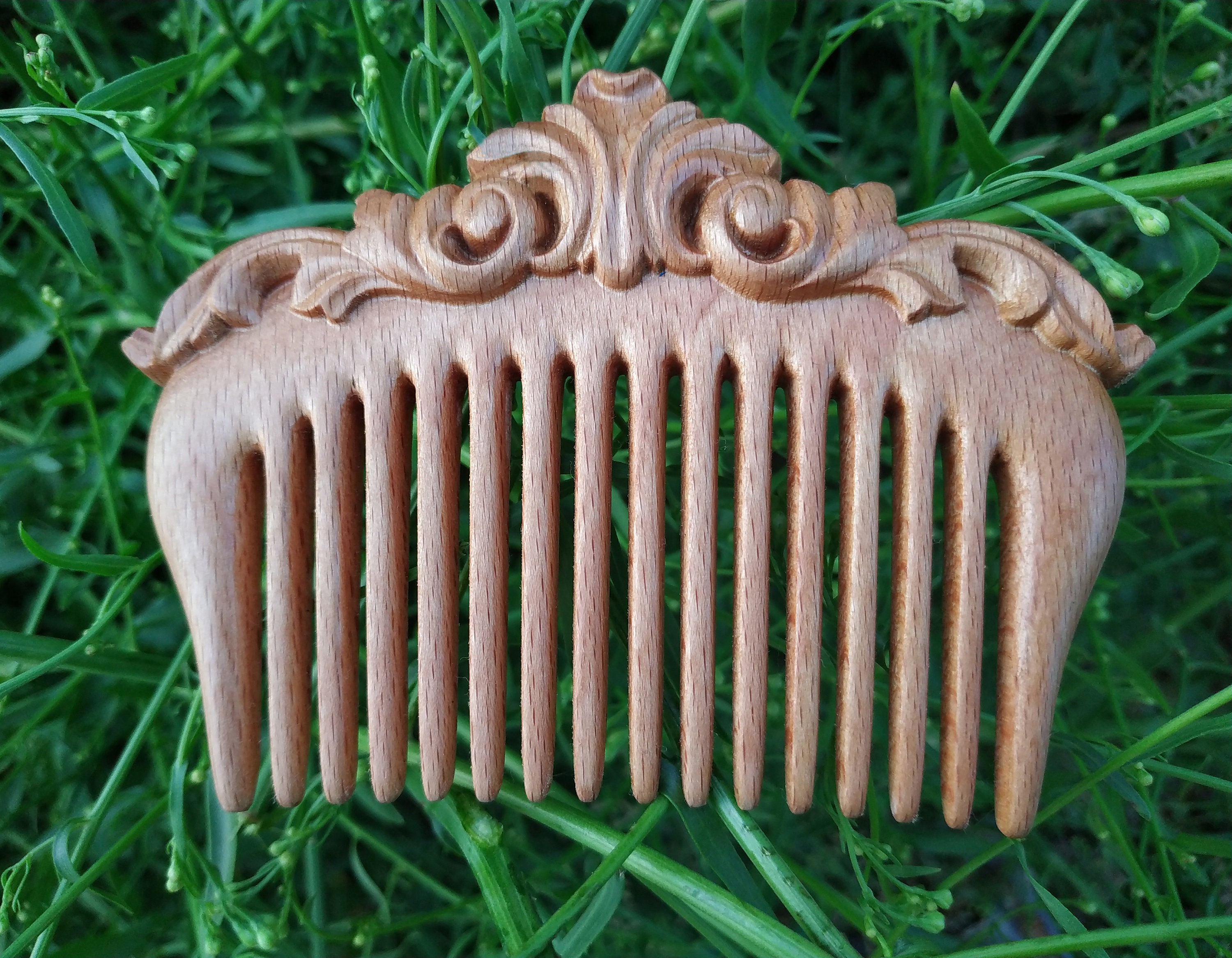 Handwork Portable Cute Carved Wooden Comb Home Decoration Accessories Women  Gift