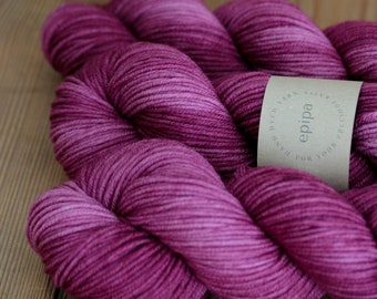 HEIDEKRAUT purple - pure Merino knitting yarn 6-ply hand-dyed wool epipa yarns
