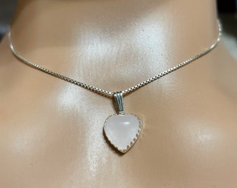 Rose Quartz Heart Pendant/Sterling Silver/ Heart Necklace/Pink Stone Heart Pendant/Pink Heart Necklace/Pink Rose Quartz Pendant/Rose Quartz