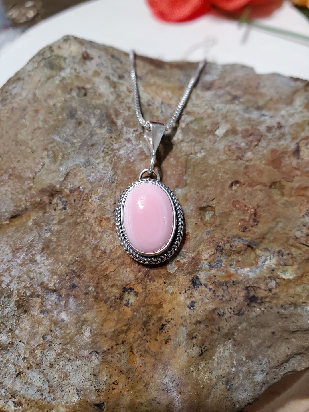 Pink Conch Shell Pendant Necklace Pink Shell Heart Pink Stone Sterling Pendant Queen Conch Shell Pink Conch Shell Pendant Necklace Pink Shell Heart Pink Stone Sterling Pendant Queen Conch Shell