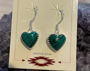 Boucle d'oreille en malachite verte/Boucles d'oreilles coeur en malachite/Boucles d'oreilles en pierre verte/Argent sterling/Boucles d'oreilles en malachite naturelle/Coeur