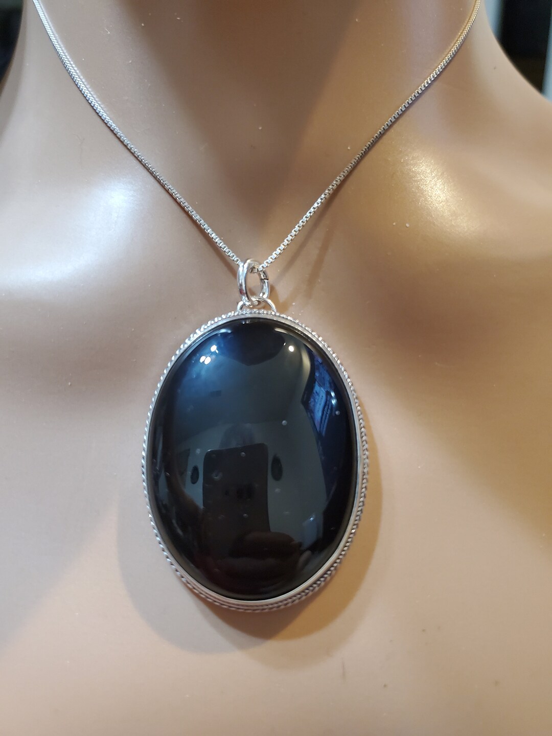 Large black on sale onyx pendant