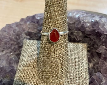 Genuine Carnelian Ring/Carnelian Ring/Small Teardrop Ring /Carnelian Crystal Ring /Tiny Carnelian Ring/Silver Ring