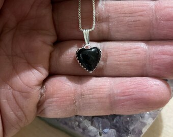 【STONEHENgE】Silver Material Black Heart Necklace SA25A04P JEWELEXCESS Sterling Silver (.925) Heart Necklace with 1.00