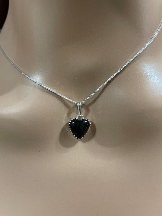 David Yurman Sterling Silver Black Onyx & Pave Diamonds Cable Heart Pendant  Necklace | Yoogi's Closet