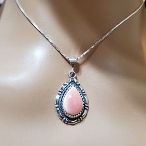 Pink Conch Shell Pendant Necklace/Conch Shell Pendant/925 Sterling Pendant Necklace/Teardrop Pink Conch Shell Pendant/Pink Shell Pendant