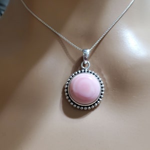 Round Pink Conch Shell Pendant/Conch Shell Necklace/Sterling Silver Pendant/Pink Conch Shell Jewelry/Gift For Her/Conch 02