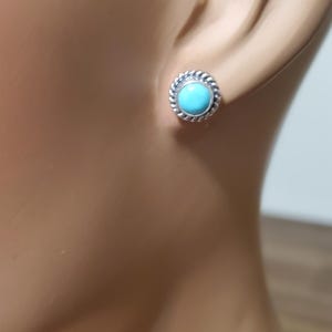 Clous d&#39;oreilles turquoises/argent sterling / 925/boucles d&#39;oreilles turquoises délicates/Boucles d&#39;oreilles de 6 mm/boucles d&#39;oreilles turquoise bleu/cadeau/LL234