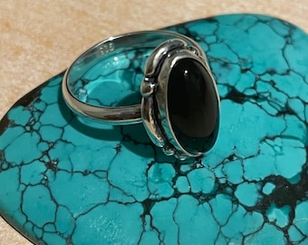 Black Onyx Ring/Dainty Ring/Black Ring/Handmade Jewelry/Sterling Silver/Black Stone Ring/Black Ring