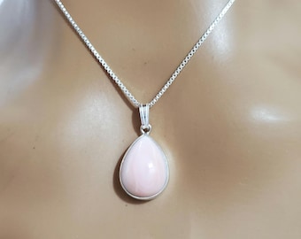 Conch Shell Pendant Necklace/Conch Shell Pendant/925 Sterling Pendant/Teardrop Pink Conch Shell Pendant/Pink Shell Pendant/Conch Shell/LL32A