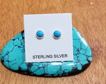 Pendiente de botón de turquesa de 4 mm / Joyería artesanal / Plata de ley