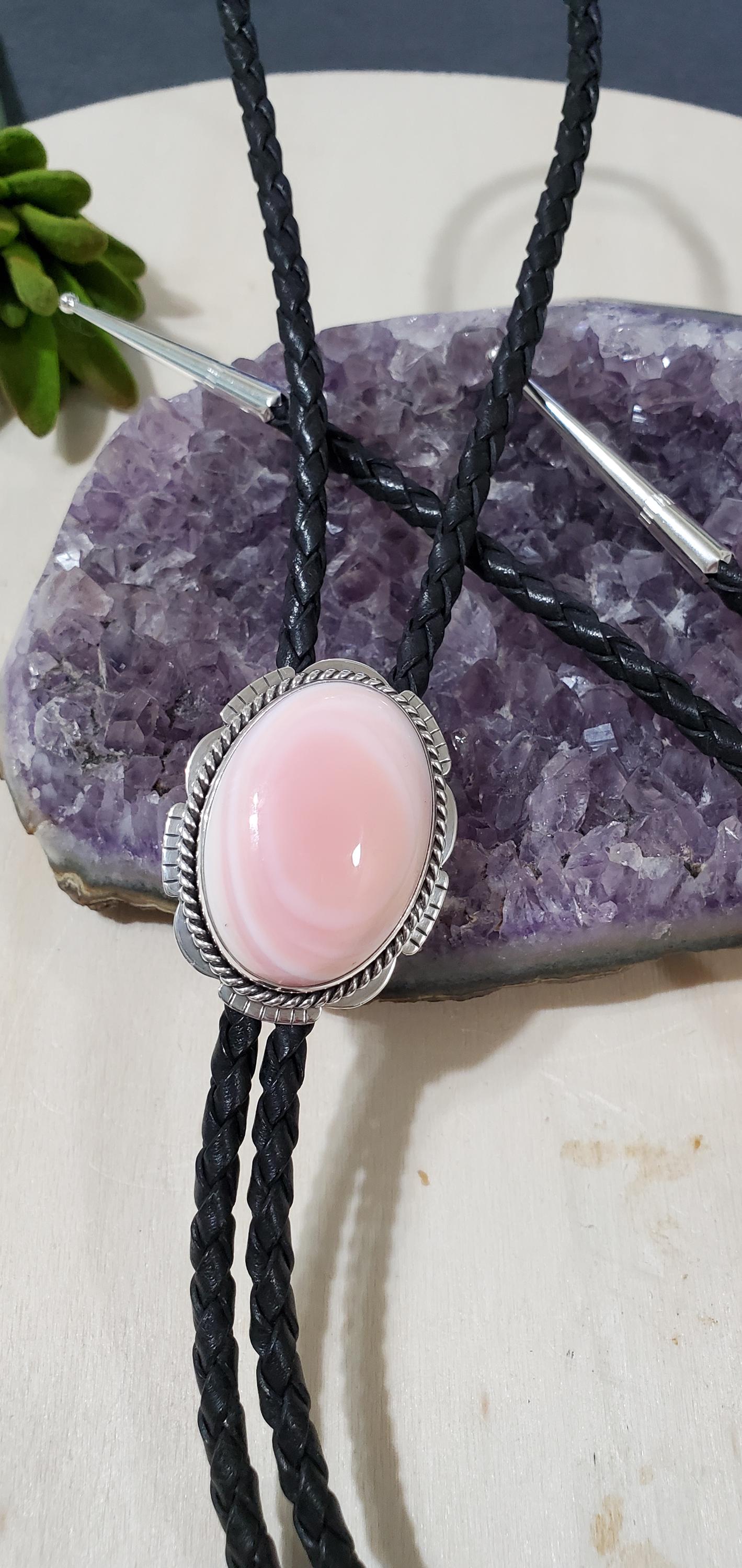 Pink Conch Shell Bolo Tie /Conch Shell Silver Bolo/Conch Shell Bolo Tie/Conch Shell /Handmade Bolo Tie/Gift For Her/ Conch Shell /B129