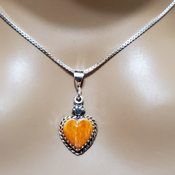 Heart Spiny Oyster Necklace /Orange Spiny Oyster Pendant/Heart Pendant/Sterling Silver Necklace/Valentines Gift/Heart Necklace/Gift For Her
