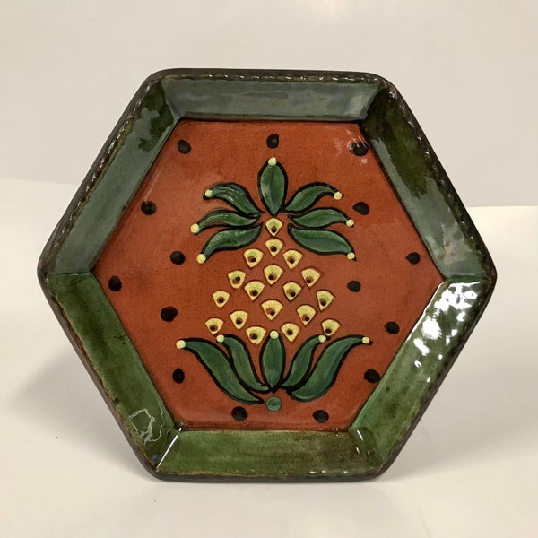 Smith Redware - Handcrafted Slipware Slab Dish, Pineapple, Folk Art, American Made, Crackle Glaze, Slip Decorated, Octagonal Plate