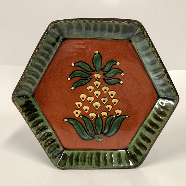 Smith Redware - Handcrafted Slipware Slab Dish, Pineapple, Folk Art, American Made, Crackle Glaze, Slip Decorated, Octagonal Plate