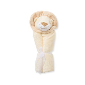 Angel Dear lion baby lovey, cashmere-soft fabric, lightweight and cozy design for newborns and toddlers. Lightweight and travel-friendly – perfect for diaper bags and strollers. Each lovie is carefully packaged and ready for gifting.
