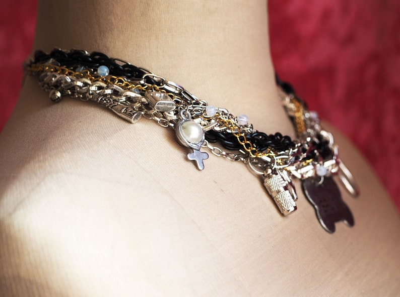 Harley Quinn Birds of Prey Bruce Necklace Dog Chain | Etsy