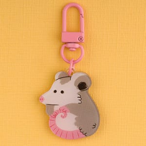 Mini Possum Schlüsselanhänger - süße lustige Possum Acryl Schlüsselanhänger baumeln Zubehör Charms für Schlüssel, Tasche, Kleidung, Schlüsselanhänger Ring, Dekoration
