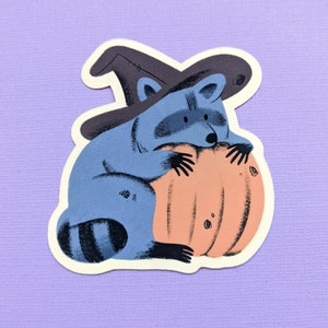Adesivos fofos de guaxinim com abóbora para Halloween, presente para amantes de guaxinins, vinil brilhante de bruxa assustadora, laptop divertido, caderno de desenho, adesivo de garrafa