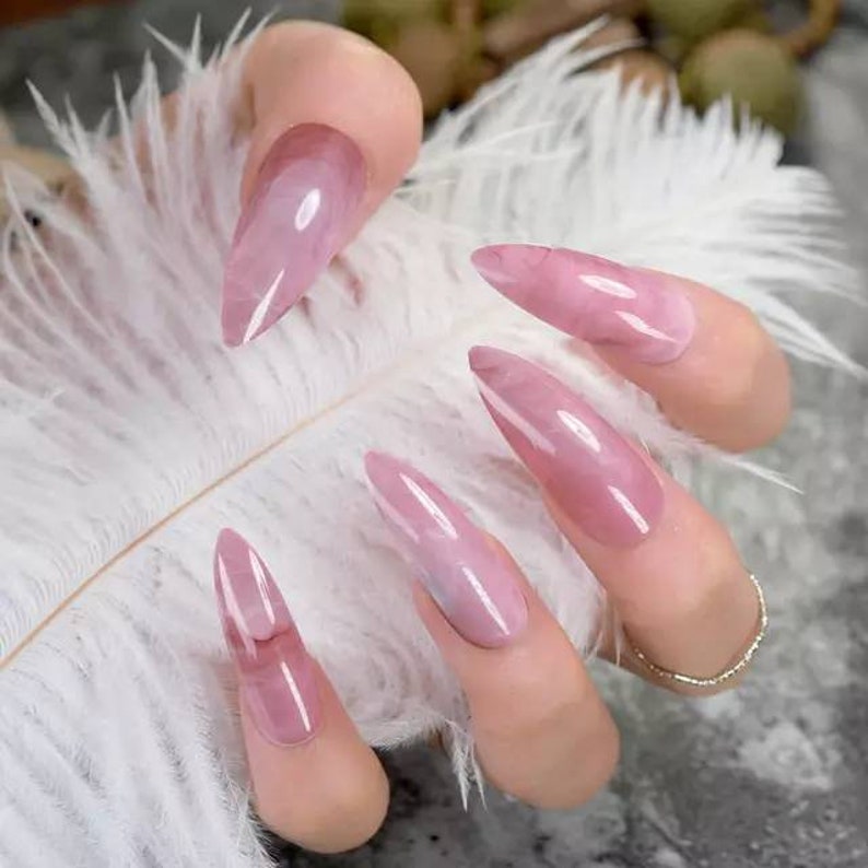 Pink Marble Stilleto NailsCoffin NailsArtificial NailsPress on NailsFalse NailsCoffin NailsLong NailsBeautiful Nails