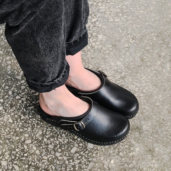 Classic Black Clogs Swedish Stylish Shoes Garden Clogs Sandals