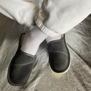 Chinelos de couro masculino feitos à mão, sandálias, chinelos, preto, couro genuíno, alta qualidade