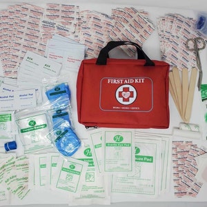 First aid kit, includes 300 pcs of Essential supplies, first aid kit for car, hardcover, first aid bag, first aid