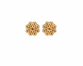 SNOWFLAKE Wooden Stud Earrings - Laser Engraved Cut - Maple Wood