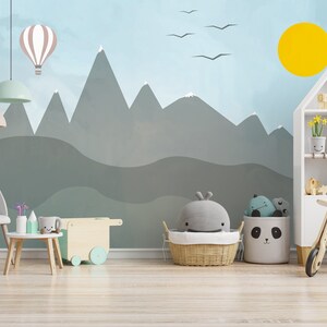 Un giorno d'estate Sun Birds Row of Mountains Hot Air Balloons Wallpaper Self Adhesive Peel & Stick Wall Murals Wall Decoration Rimovibile