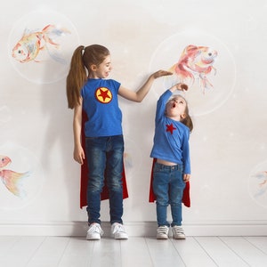 Goldfish Pinky White Backround Wallpaper Self Adhesive Peel & Stick Wall Mural Wall Decoration Minimalistic Scandinavian Design rimovibile