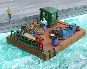 HO Scale Workbarge Model – Miniature Wooden Boat with Wheelhouse, Optional Scrapyard Load