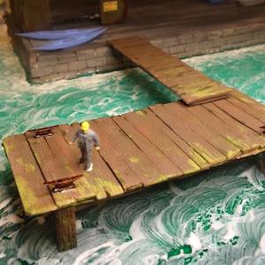 HO Scale Dock with Ramp and Cleats – 1:87 Resin Model – Hand-Painted or Unpainted – OO Compatible – Miniature Scenery Diorama