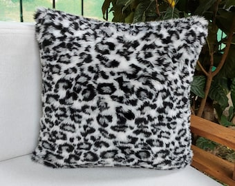 Snow Leopard Faux Fur Pillow Cover,Leopard Plush Nature Pillow Cases,Soft Plush Furry Covers