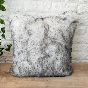 Red Heart Shaped Decorative Feather Pillow Made of Faux Fur Fabric in Size 14x12 Etsy
