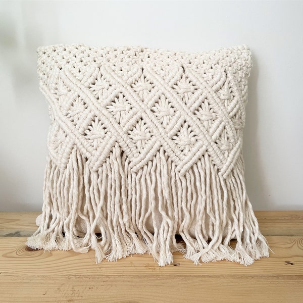 Housse d’oreiller en macramé, housse d’oreiller faite à la main Boho Home Decor, taies d’oreiller en macramé en corde de coton tissé, coussin en macramé à nœuds