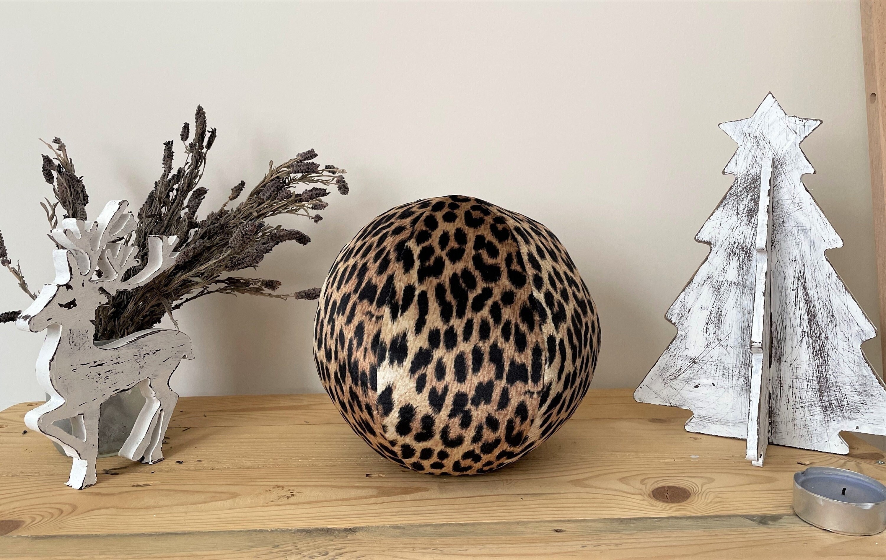 Velvet Leopard Ball Pillow, Cheetah Print Design Round for Modern House