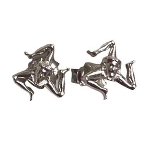 Örhängen i sterlingsilver med trinacria, sicilianska smycken, trinacria-juvel