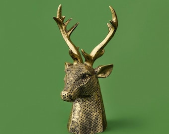 Decoración de pared con cabeza de ciervo dorada, escultura de lujo, arte de pared de ciervo dorado para sala de estar, oficina, regalo moderno para decoración del hogar.