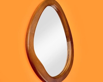 Espejo de pared de madera de mango hecho a mano, forma orgánica asimétrica, 8 pulgadas
